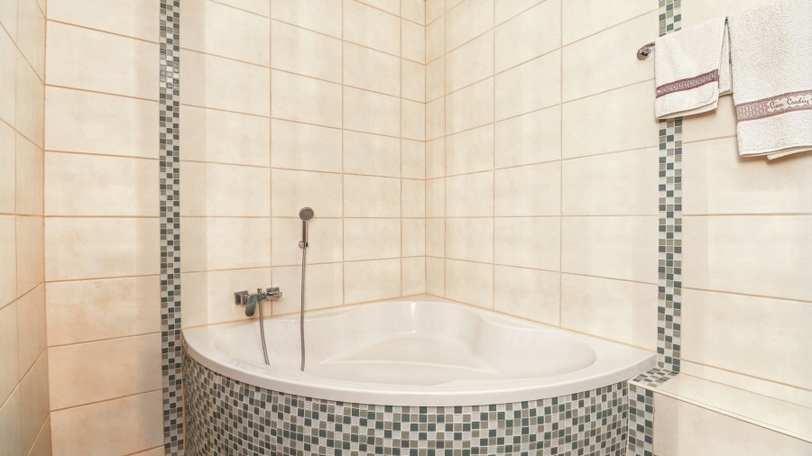 Commercial Property for Sale in Rondevlei Western Cape